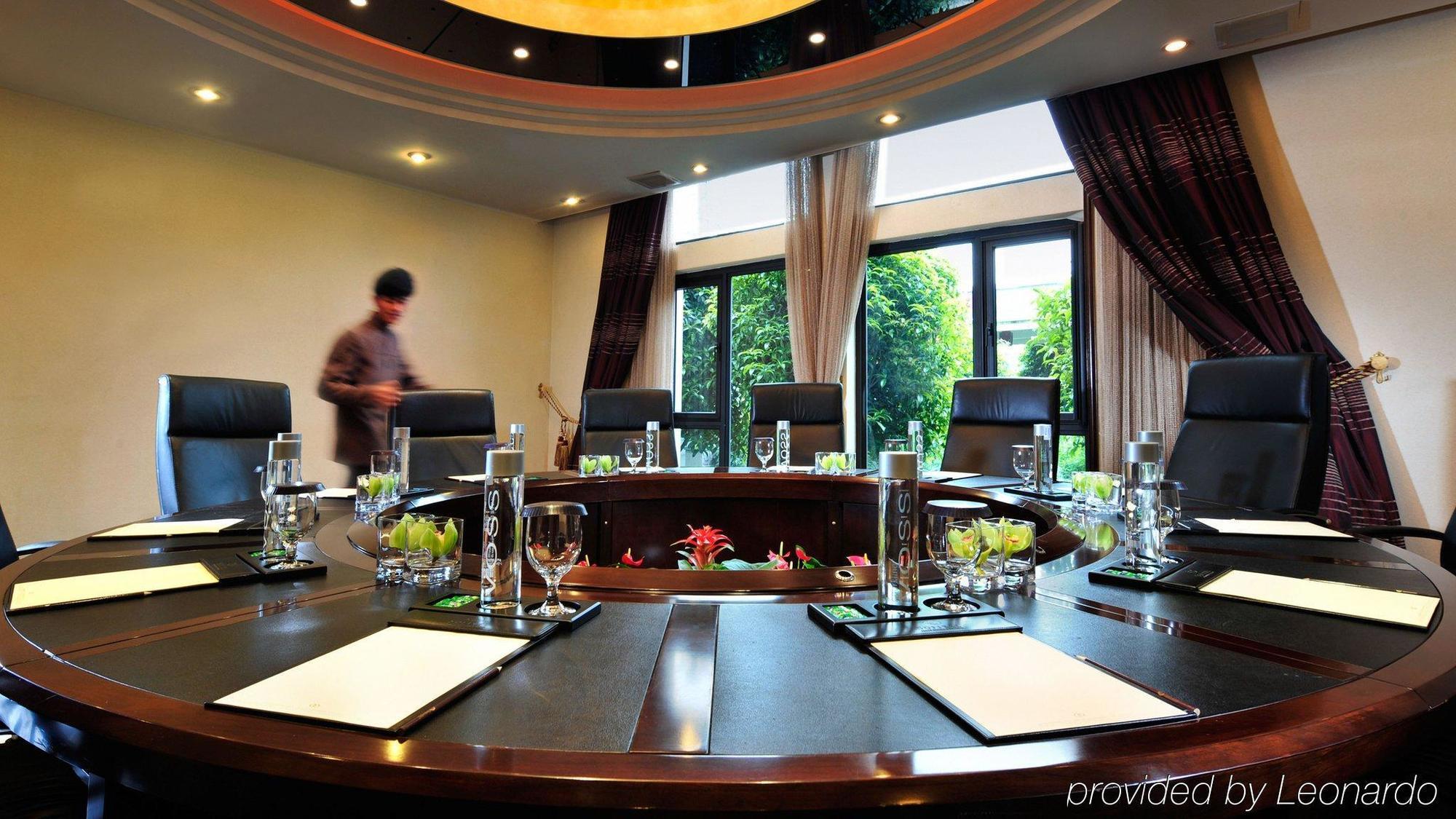 Crowne Plaza Hangzhou Xanadu Resort Ngoại thất bức ảnh